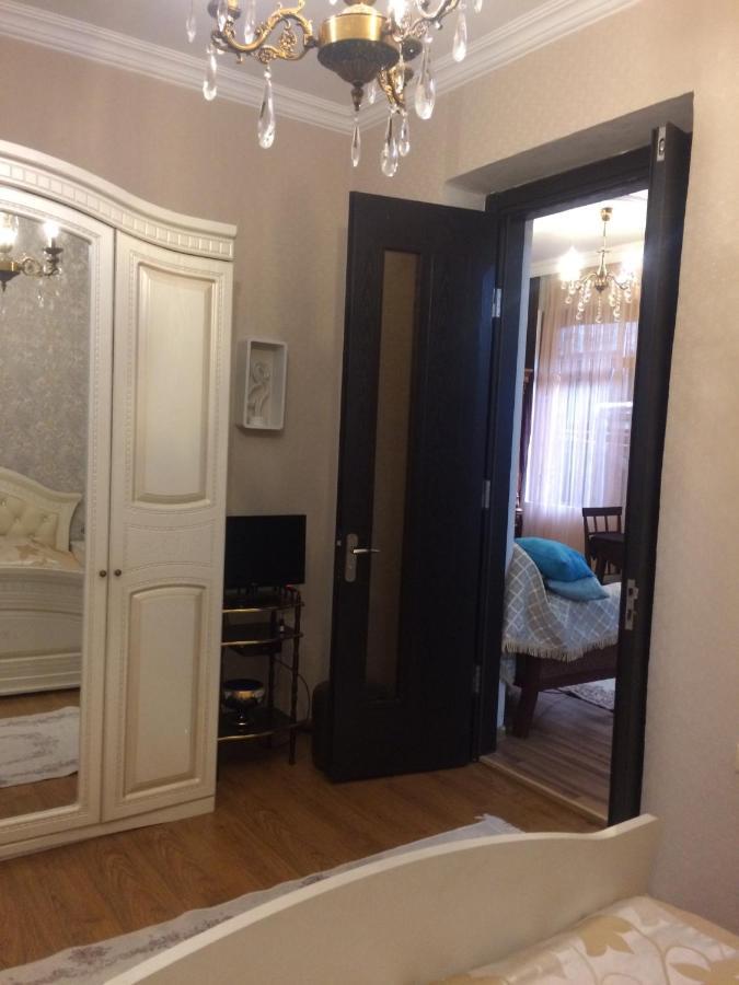 Old Batumi Apartments Luaran gambar