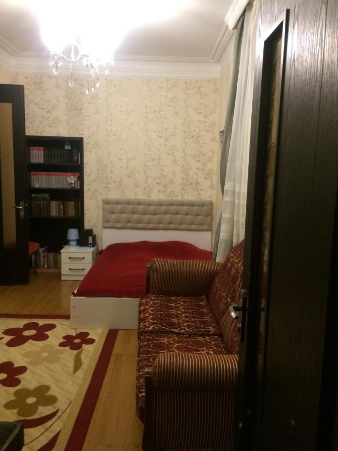 Old Batumi Apartments Luaran gambar