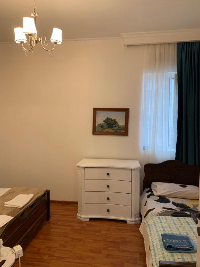 Old Batumi Apartments Luaran gambar