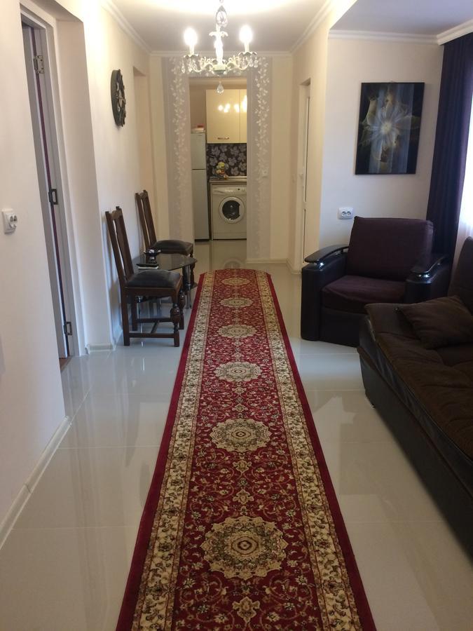Old Batumi Apartments Luaran gambar